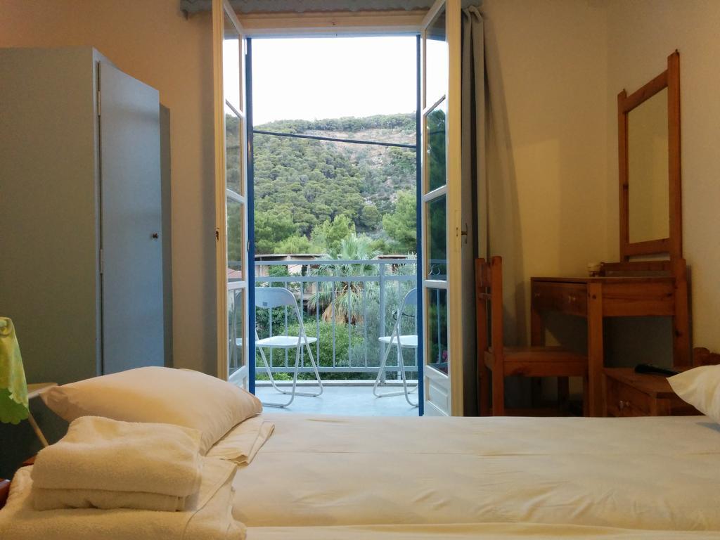 Panos Studios Poros Town Luaran gambar